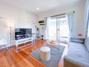 Cozy 4B3B home w parking WIFI @Clayton, Clayton